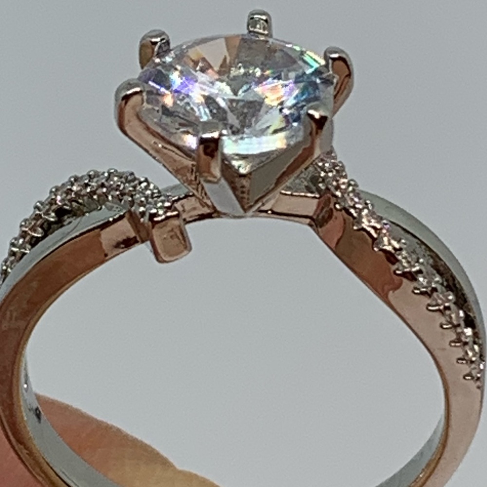 WHITE SAPPHIRE SOLITAIRE 6 PRONG RING - Picture 5 of 6